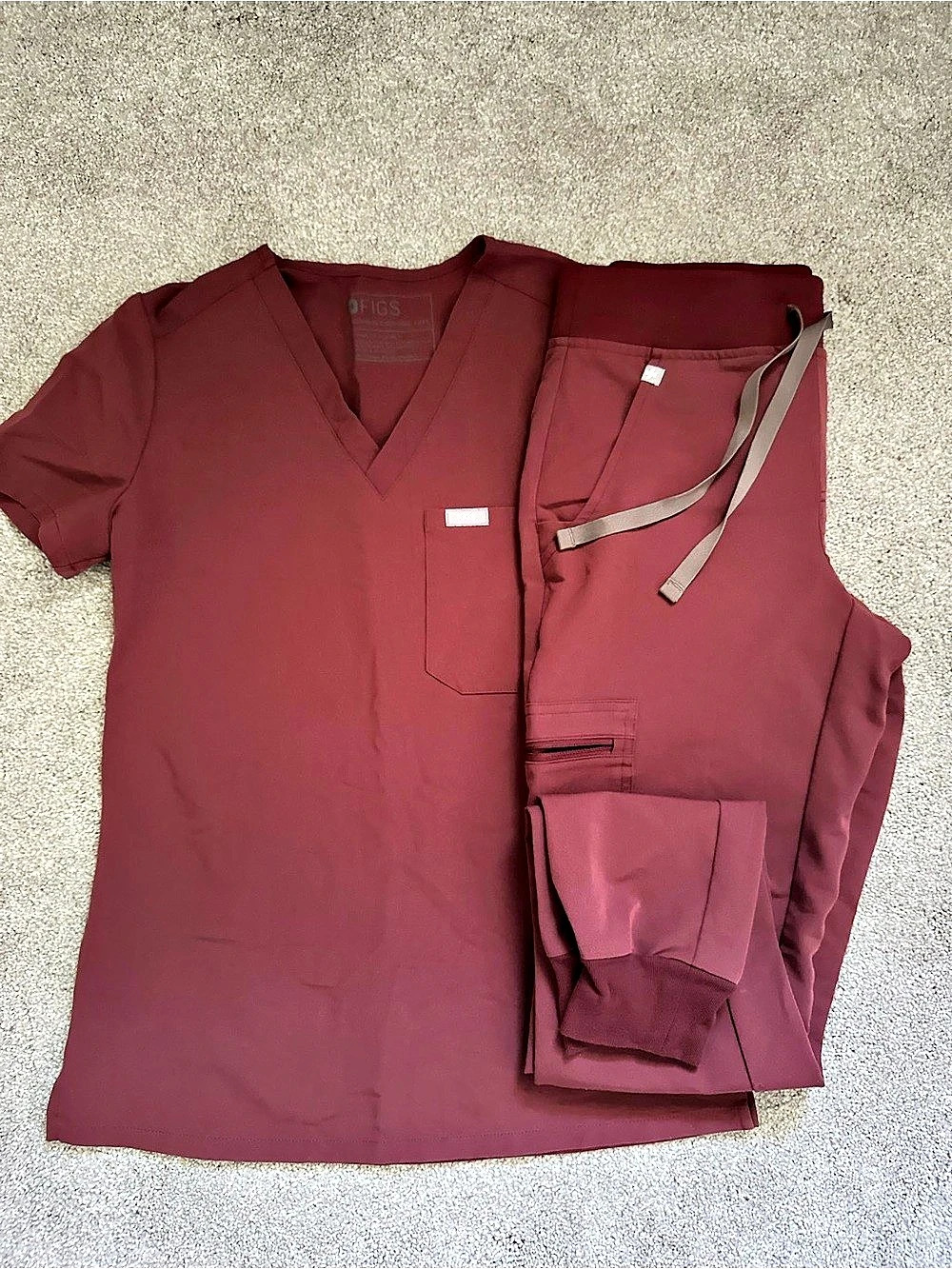 FIGS Technical Collection Scrub Set (Catarina & Zamora Jogger) Burgundy XXS